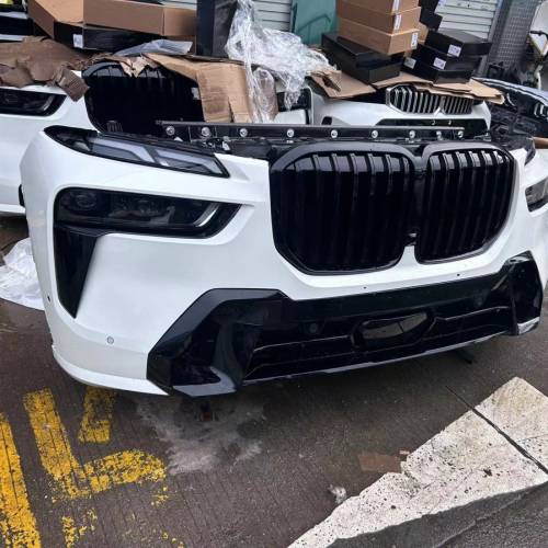 宝马X7最新款G07走