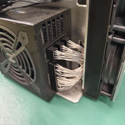 itx組合+360水冷+itx鋁合金機箱+顯卡延長線，行貨全部