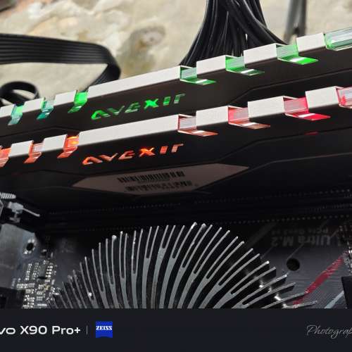 DDR4 8GX2 2666hz ARGB內存條，2條