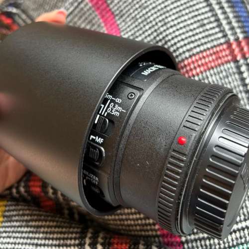 Canon EF 100mm f/2.8L Macro IS USM