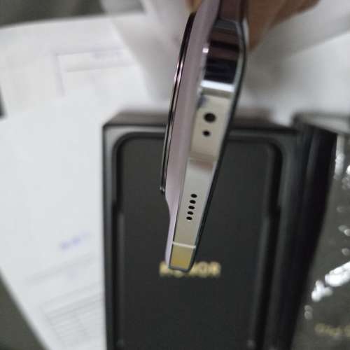 新機 榮耀Honor Magic5 Pro 512GB 紫色特別版(背面皮革) 有單據