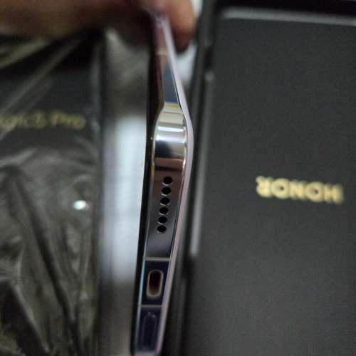 新機 榮耀Honor Magic5 Pro 512GB 紫色特別版(背面皮革) 有單據