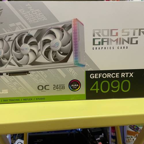 asus strix 4090 白色猛禽  oc版本！！