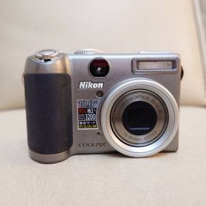Nikon Coolpix P5000 新淨1/1.8"大 CCD相機 數碼相機 CCD Camera 等效35-123mm 輕便...