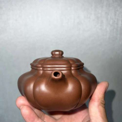 文革紫泥《葵仿古》紫砂壶半手工