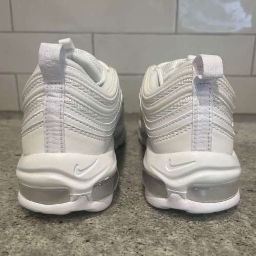 #14 Nike Air Max Sneakers