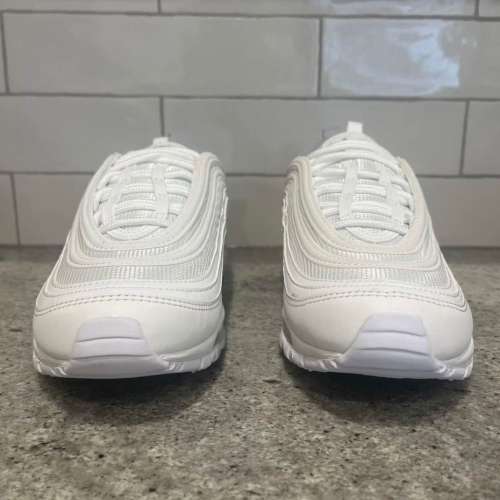 #14 Nike Air Max Sneakers