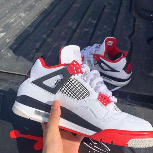#16 Nike Air Jordan 4 Sneakers