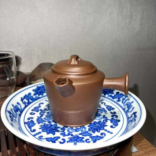 《侧把如意》全手工紫砂壶 革紫泥 高工汤梦飞老师作品 容量200cc 原套包装及证书