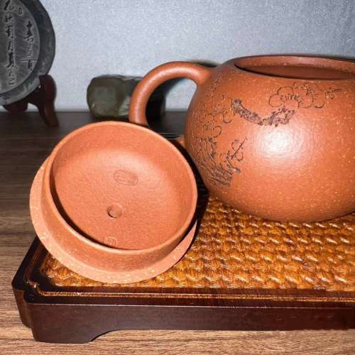 精選紅降坡《西施》紫砂壺 雙刀高工刻繪 內推孔 容量180cc 禹式精工作品