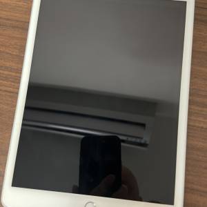 iPad 8th 32GB 白色
