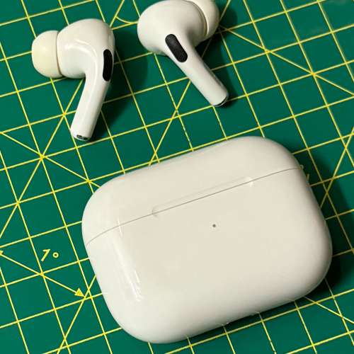 AirPods Pro 1代（lightning版）