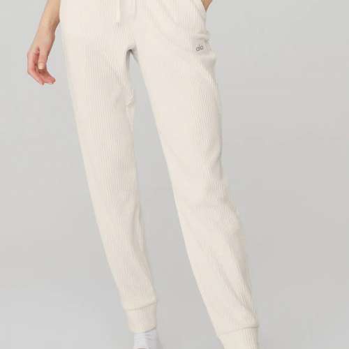 Alo Yoga Muse Sweatpant Lvory XS