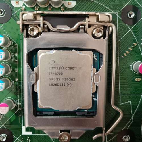 CPU: i7-8700 + Dell原廠主板 + 16GB RAM