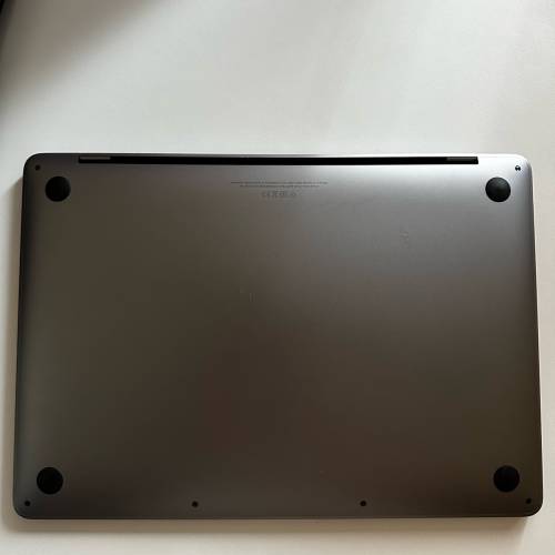 macbook pro 13” 2019  256GB