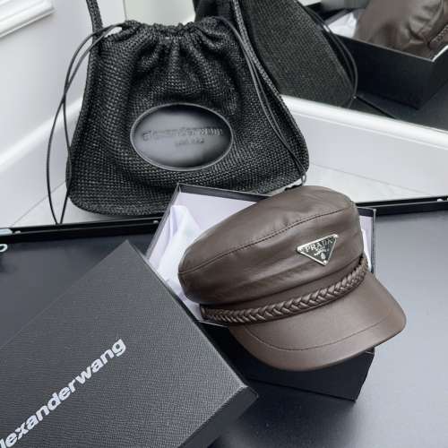 PRADA新款皮軍帽