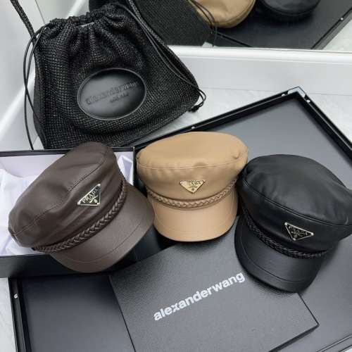 PRADA新款皮軍帽