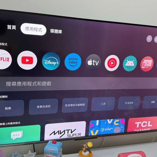 TCL 50吋 QLED TV 50C635 連掛牆架（非常新）跟正本收據