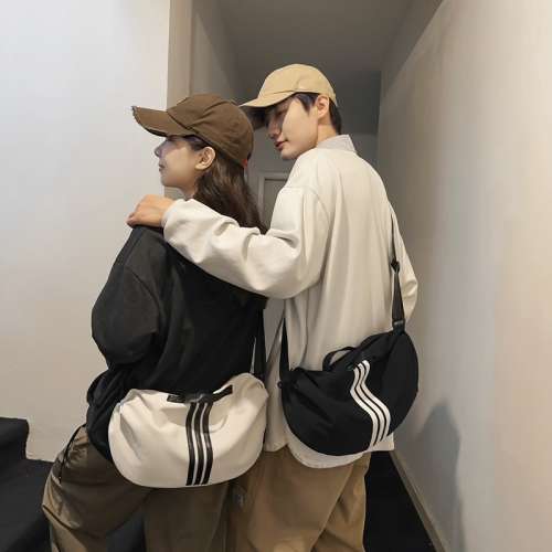 餃子包女2024新款休閒情侶斜挎包