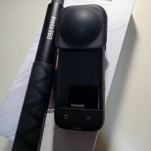 Insta 360 X3 + 自拍棍