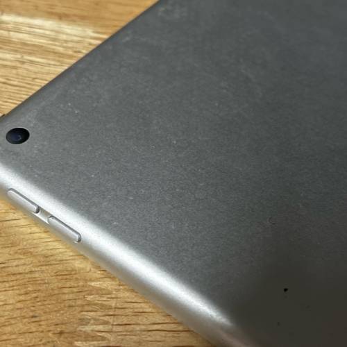 Apple 蘋果 iPad 8 (2020) 128G 第八代iPad 銀色 99% 超新淨，一直自用，已更新最新...