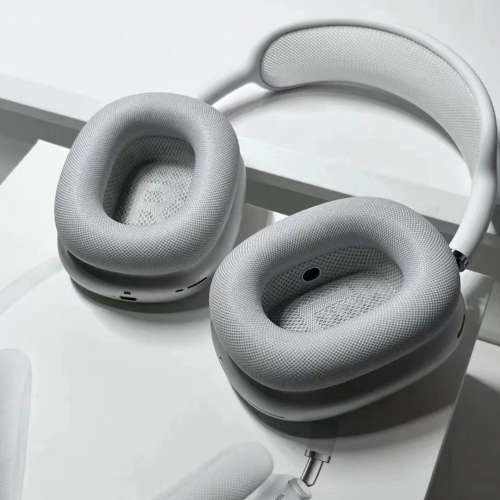 Apple AirPods Max 頭戴式耳機銀色