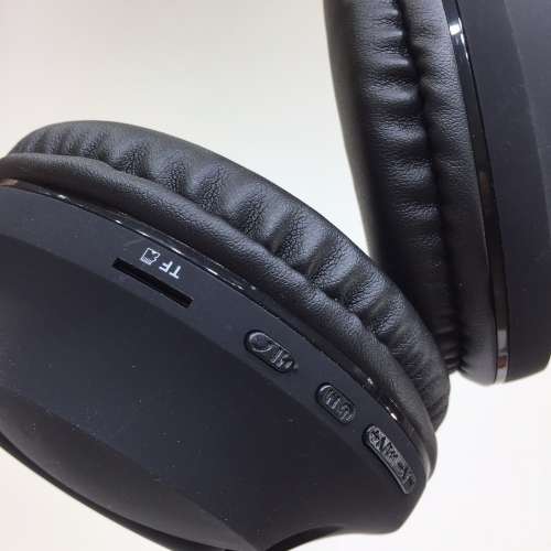 頭戴式無線藍牙耳機