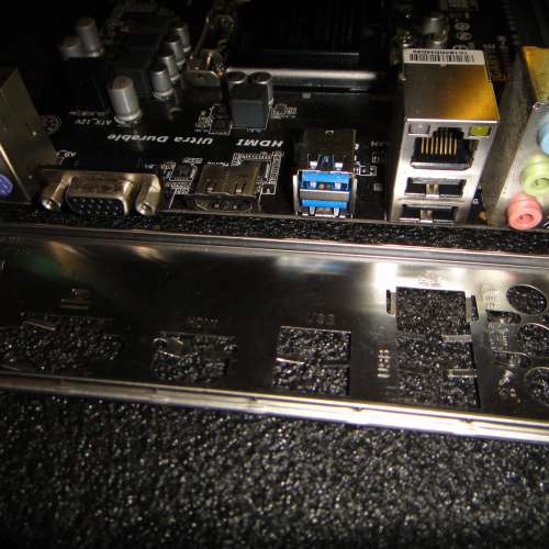 技嘉 GA-H110M-H Micro-ATX主機版 Socket 1151 6、7代CPU合用