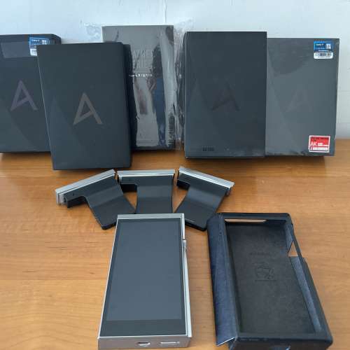 Astell&Kern A&futura SE180 w/SEM1 SEM2 SEM3 SEM4 連皮套