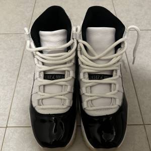 新版Nike air jordan11 retro