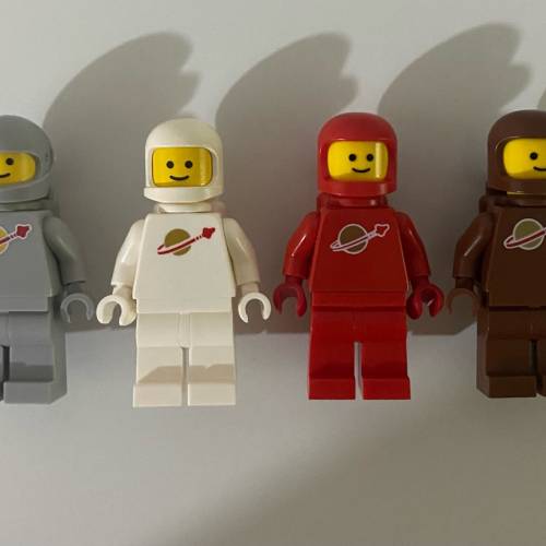 原厰正版LEGO Classic Space各款顏色太空人(價錢請參看內容）