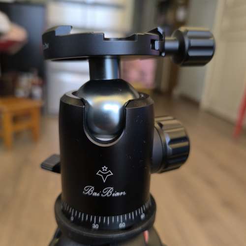 Manfrotto 055 MF4 中軸橫置 碳纖維