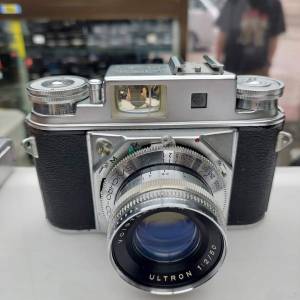 VOIGTLANDER PROMINENT ll + ULTRON 50MM F2