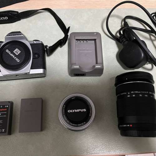 Olympus OM-D E-M10