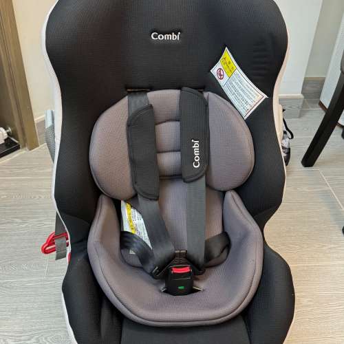 Combi Mamalon 汽車安全座椅 (黑色)