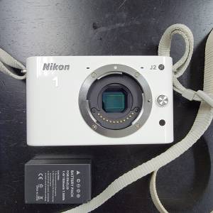 Nikon 1 J2 不知好壞，當零件賣