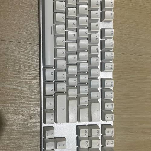 Gamesir 紅軸 白色鍵盤