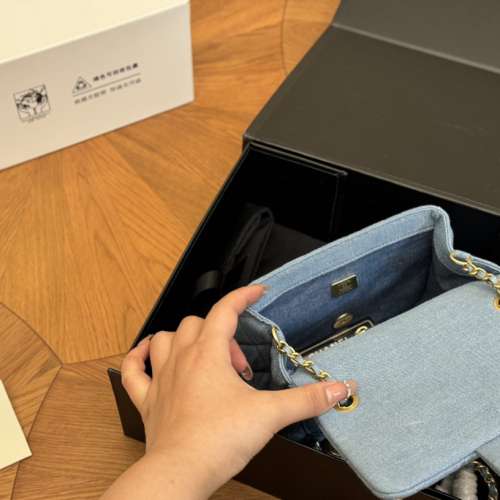 全套包装牛仔方胖子金球链条包 经典的黑金色搭配柔软的小羊皮质感舒適