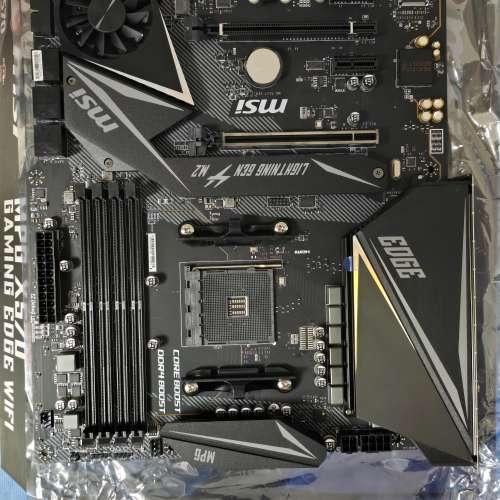 二手 MSI MPG X570 GAMING EDGE WIFI X570 DDR4 AM4 ATX MB