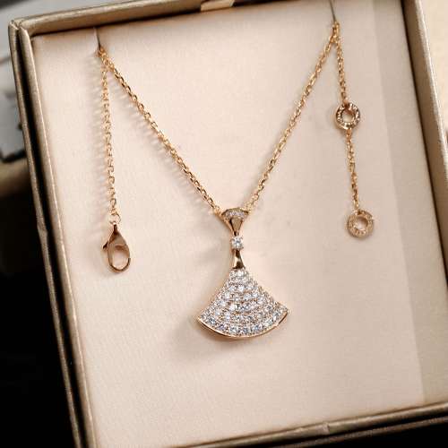 BVLGARI宝格丽 diva 裙子镶钻项链