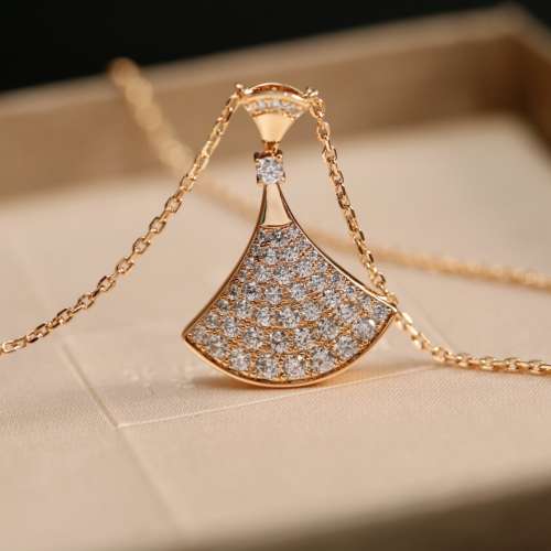 BVLGARI宝格丽 diva 裙子镶钻项链