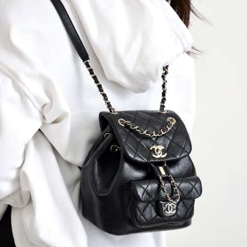 Chanel cc 早春度假系列双肩包