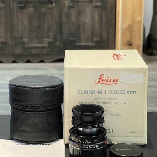 Leica Elmar-M 50mm f2.8 black lens with packing