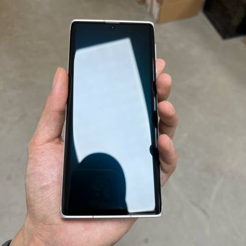 letiz phone 1 12+256Gb leica鏡頭 門店交收