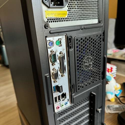 底板連CPU連機箱- GIGABYTE GA-H81M-DS2