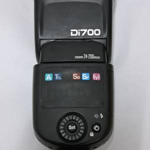 Nissin Di700 for nikon 24-200mm zoom 鏡