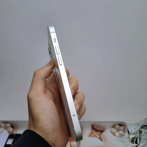 (荃灣實體店，平靚貨 i12 )Apple Iphone 12 128 純白🦢