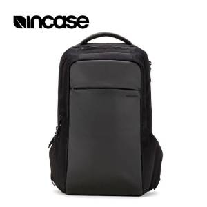 incase - ICON Triple Black Backpack (13''-16''電腦背囊)