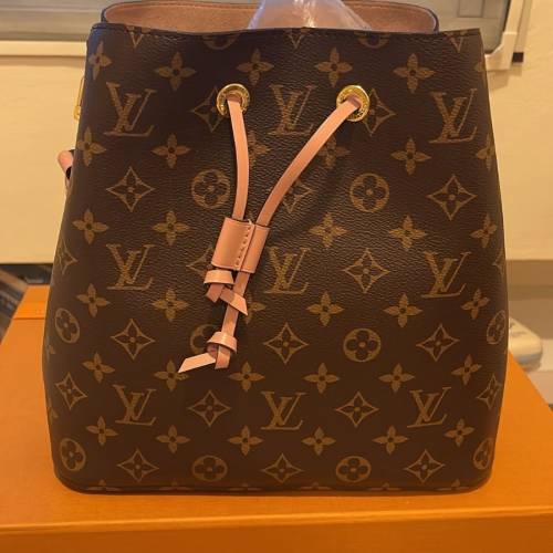 LOUIS VUITTON 水桶包包