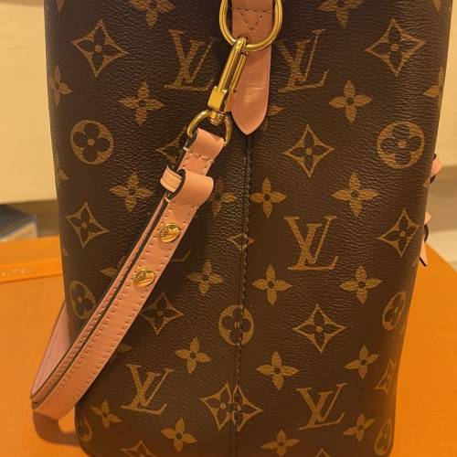 LOUIS VUITTON 水桶包包